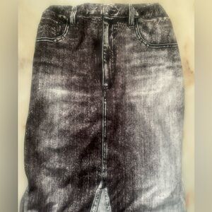 I am selling a silky bodycon copycat Jean skirt